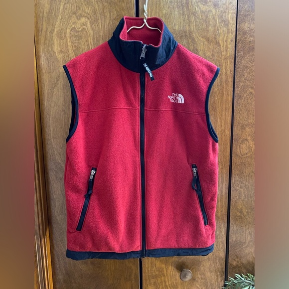 The north face vest - Picture 9 of 11